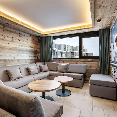 Apart-hotel Quartz 4*